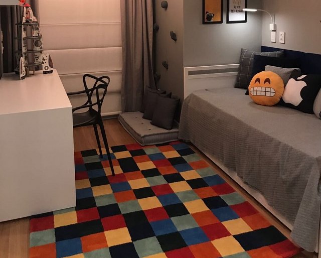 Decoração com estampas coloridas